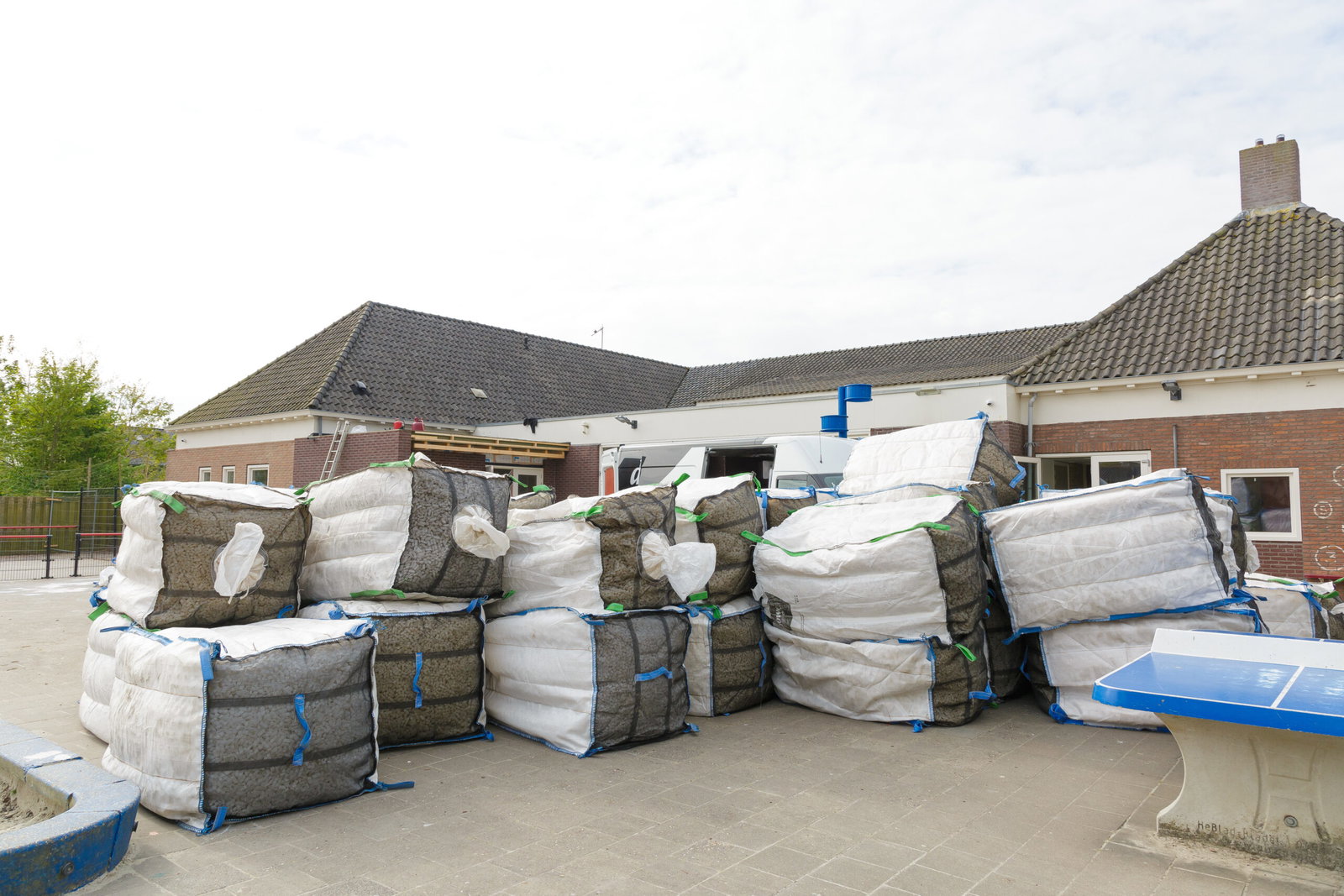 Recycle project basisschool Twijzel
